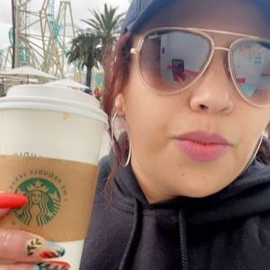 Meet your Posher, Ana